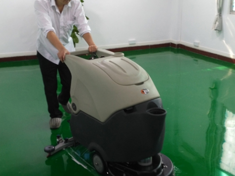 Chính hai lý do này đã khiến máy chà sàn đẩy tay bị trục trặc